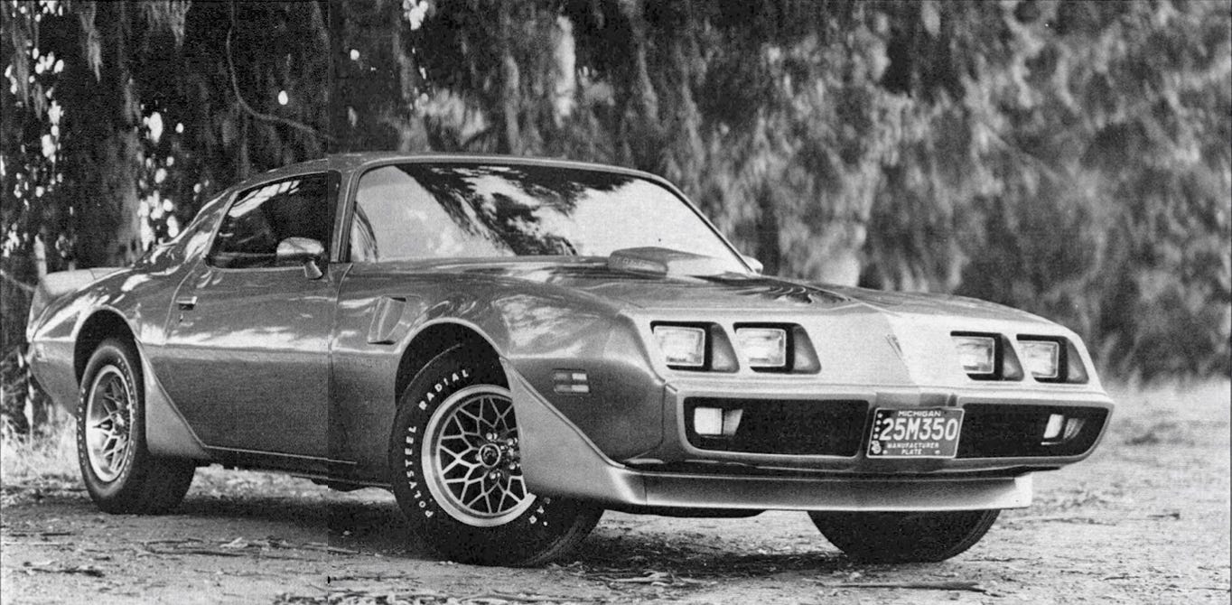 interni della pontiac firebird 1979