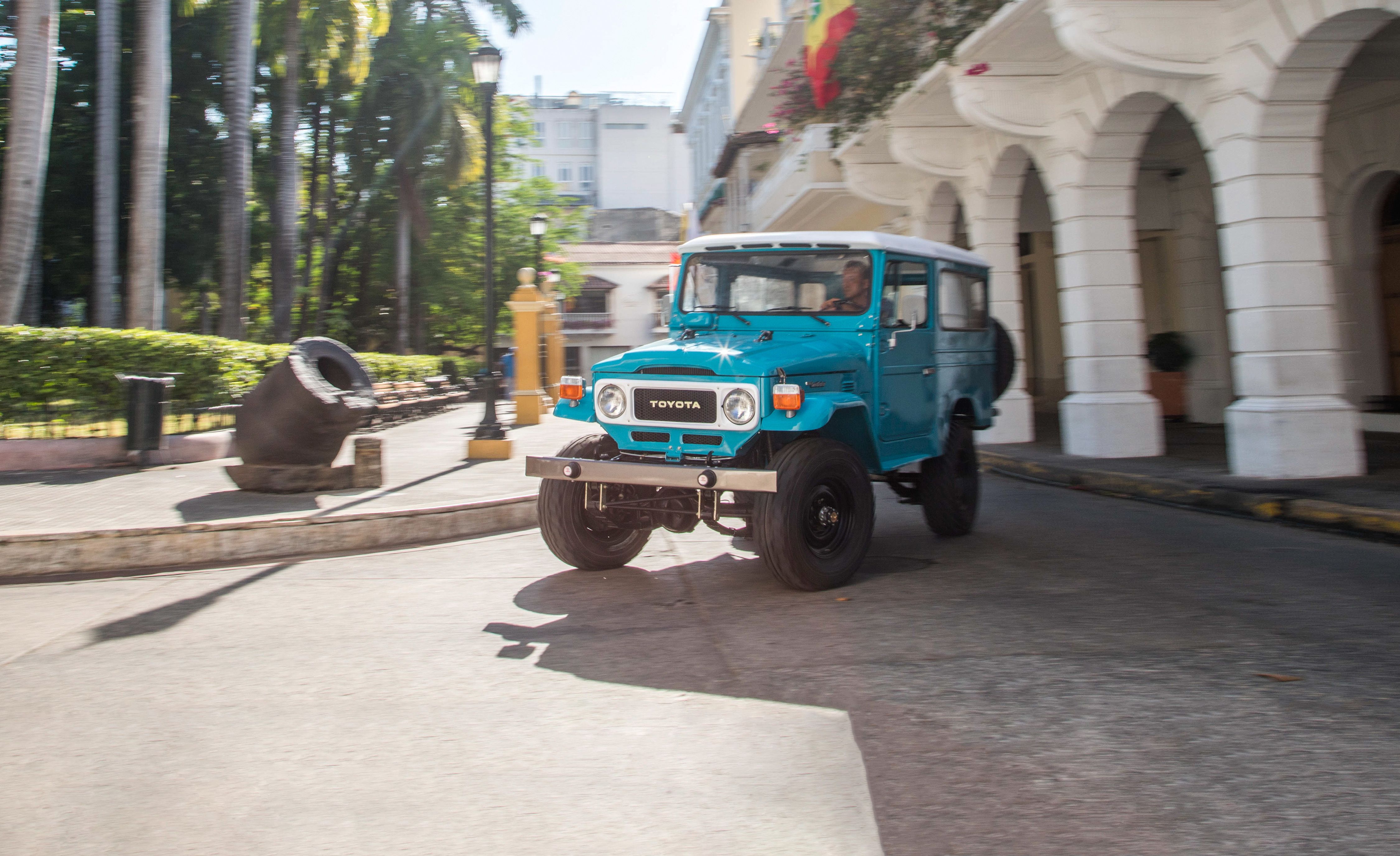 Importing an Iconic FJ40 Toyota Land Cruiser from South America Is Not for  the Faint of Heart