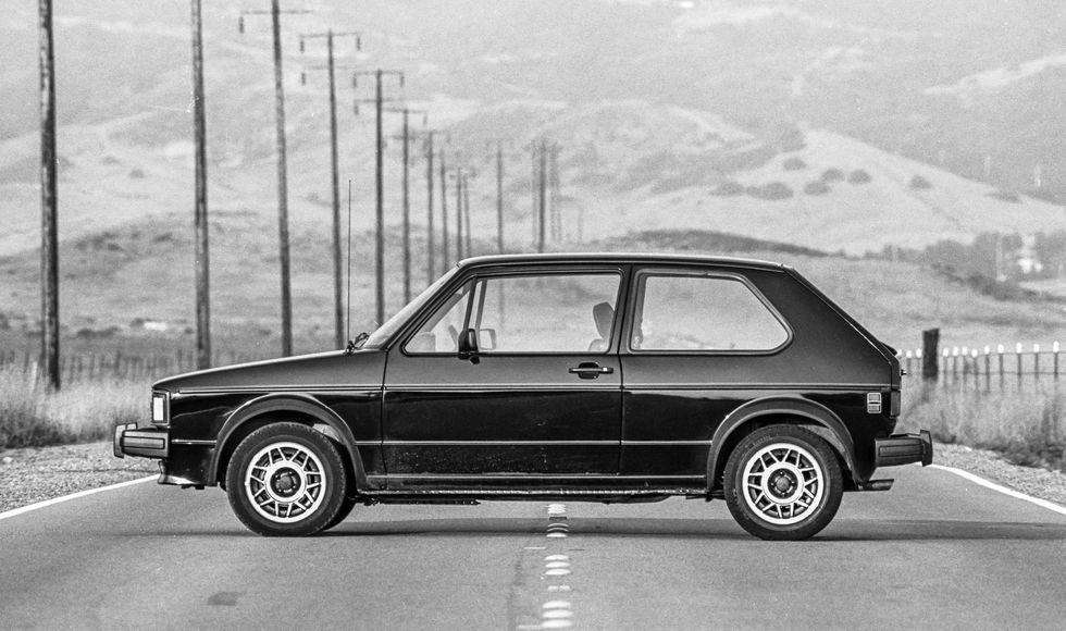 Volkswagen Golf 1983 2 3 door Hatchback (1983 - 1986) reviews, technical  data, prices