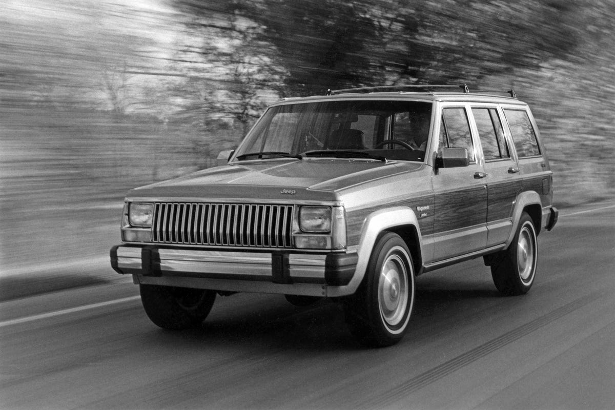 1984 Jeep Wagoneer Limited Is an XJ with All the Bells