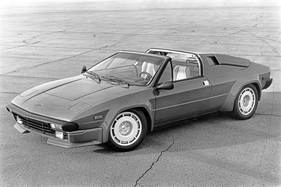 View Photos of the 1986 Lamborghini Jalpa