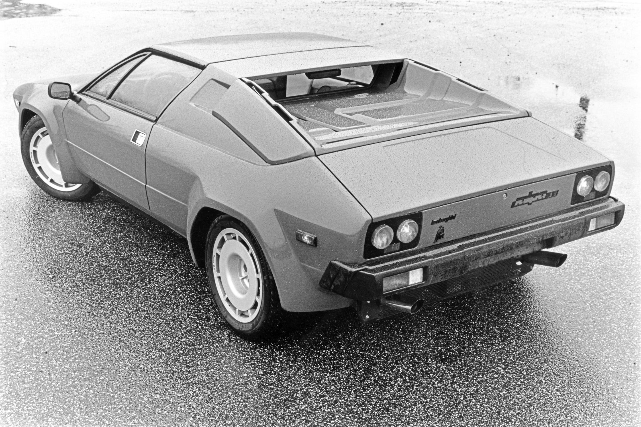 View Photos of the 1986 Lamborghini Jalpa