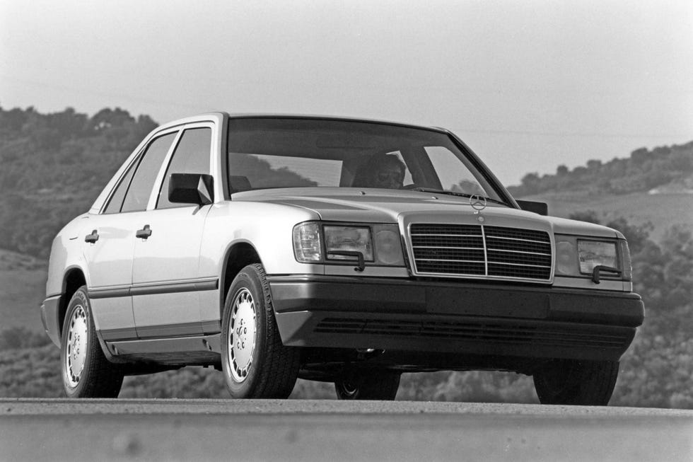 View Photos of the 1986 Mercedes-Benz 300E