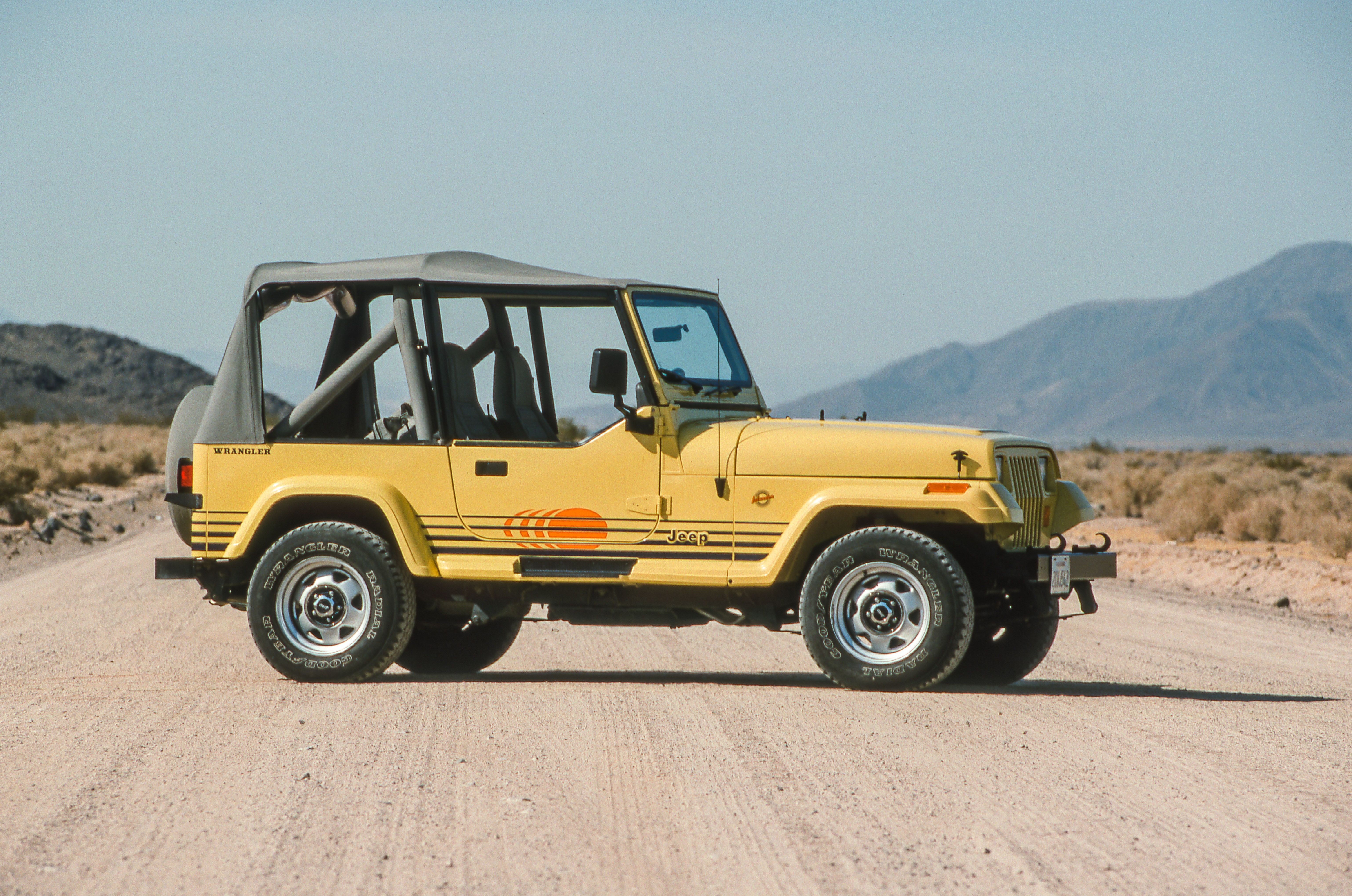 Four 1989 4x4s from Jeep, Suzuki, Isuzu and Geo Hit the Trail