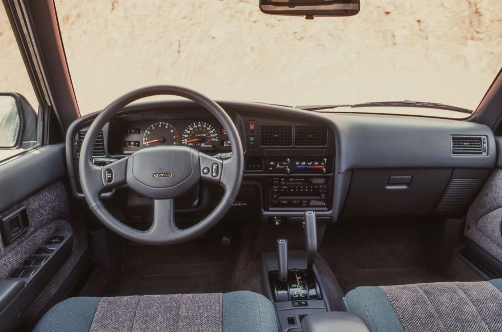 1990 toyota 4runner interior