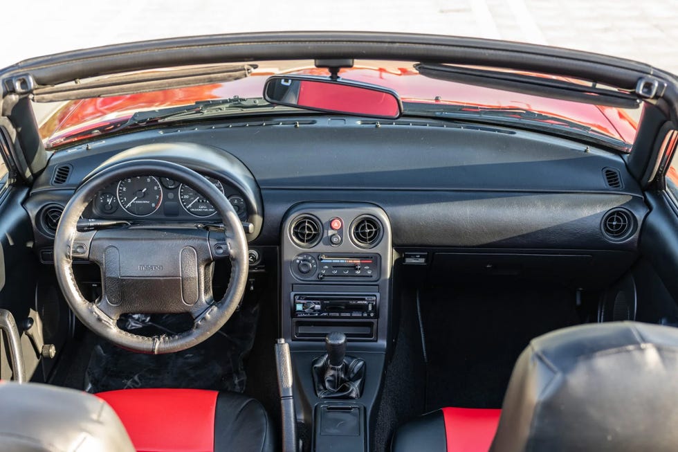 1990 mazda mx5 miata interior