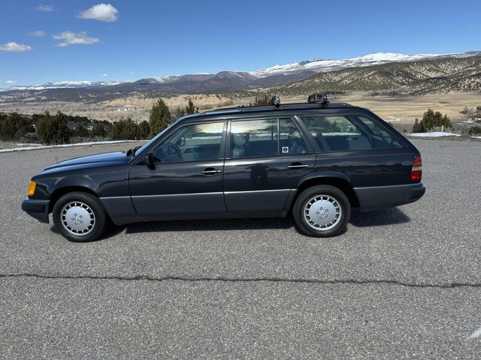 1991 mercedes benz 300te 4matic side