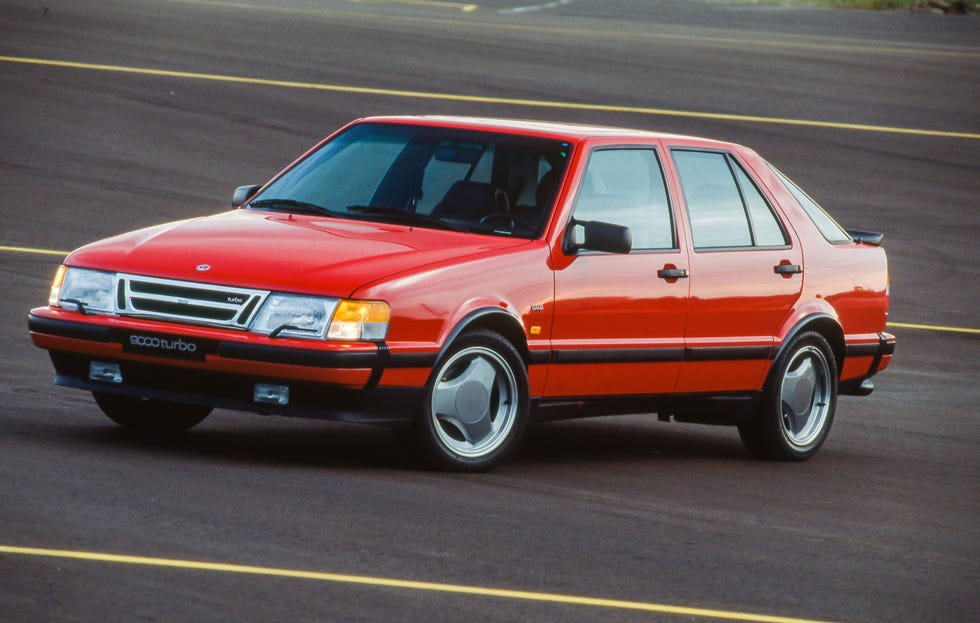 Tested: 1991 Saab 9000 Turbo Photos