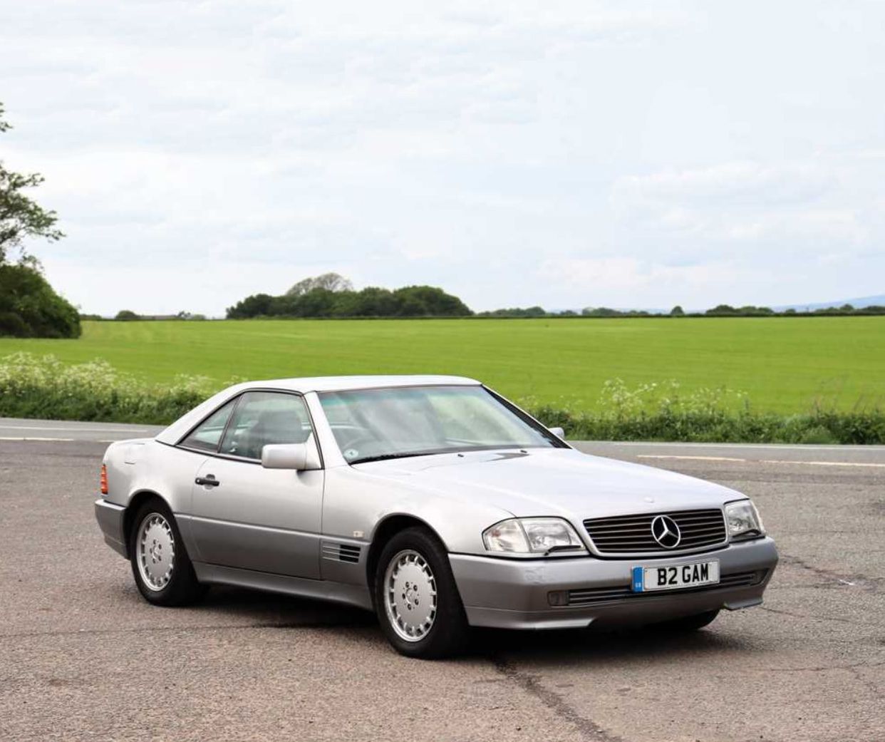 月刊マイカー H2 10月　レア 　スープラ　セリカ　マークⅡ　ベンツ500SL セリカ（トヨタ）SS－II（2002年8月）｜カタログから中古車を