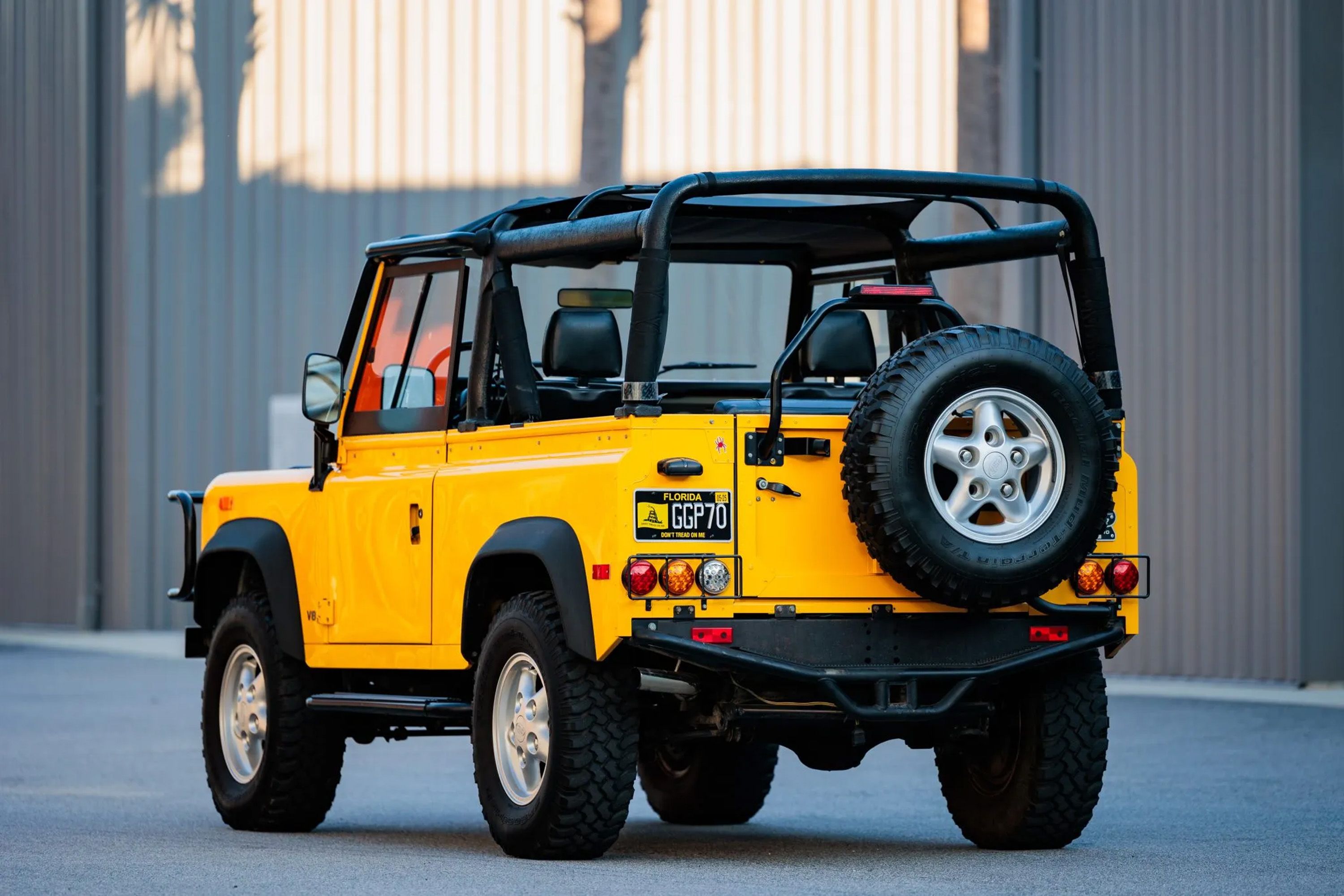 1994 Land Rover 90 V-8 Is Today's BaT Auction Highlight