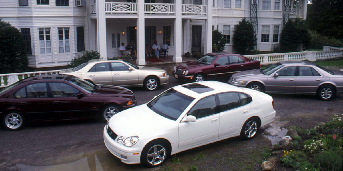 View Photos of the 1998 Luxury Sports Sedan Comparo