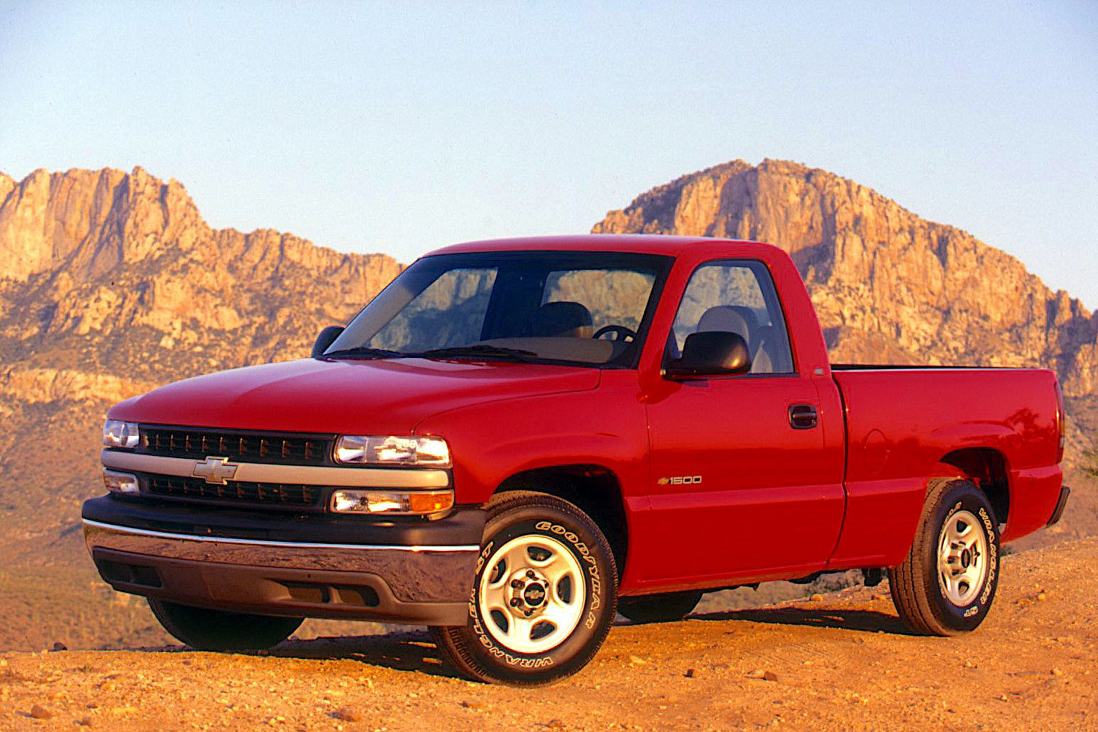 View Photos of the 1999 Chevrolet Silverado 1500