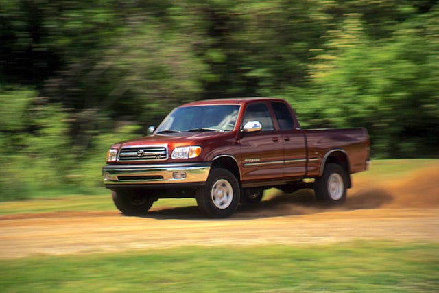 View Photos of the 1999 Toyota Tundra SR5 V8 4WD Access Cab