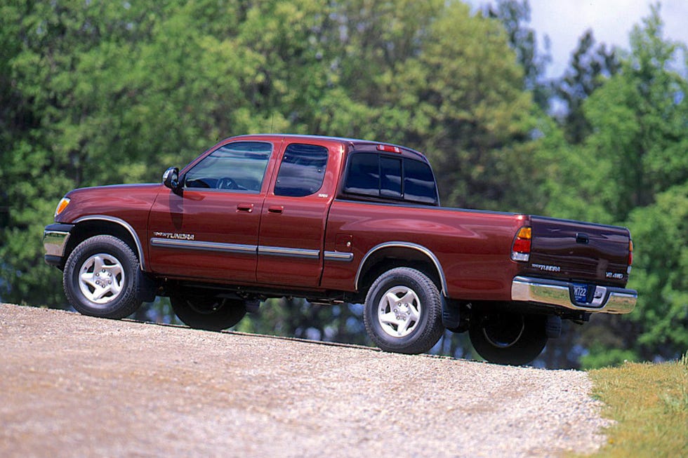 View Photos of the 1999 Toyota Tundra SR5 V8 4WD Access Cab