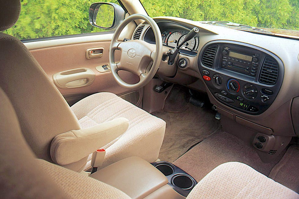 1999 Toyota Tundra SR5 V8 Wants to Be Taken Seriously