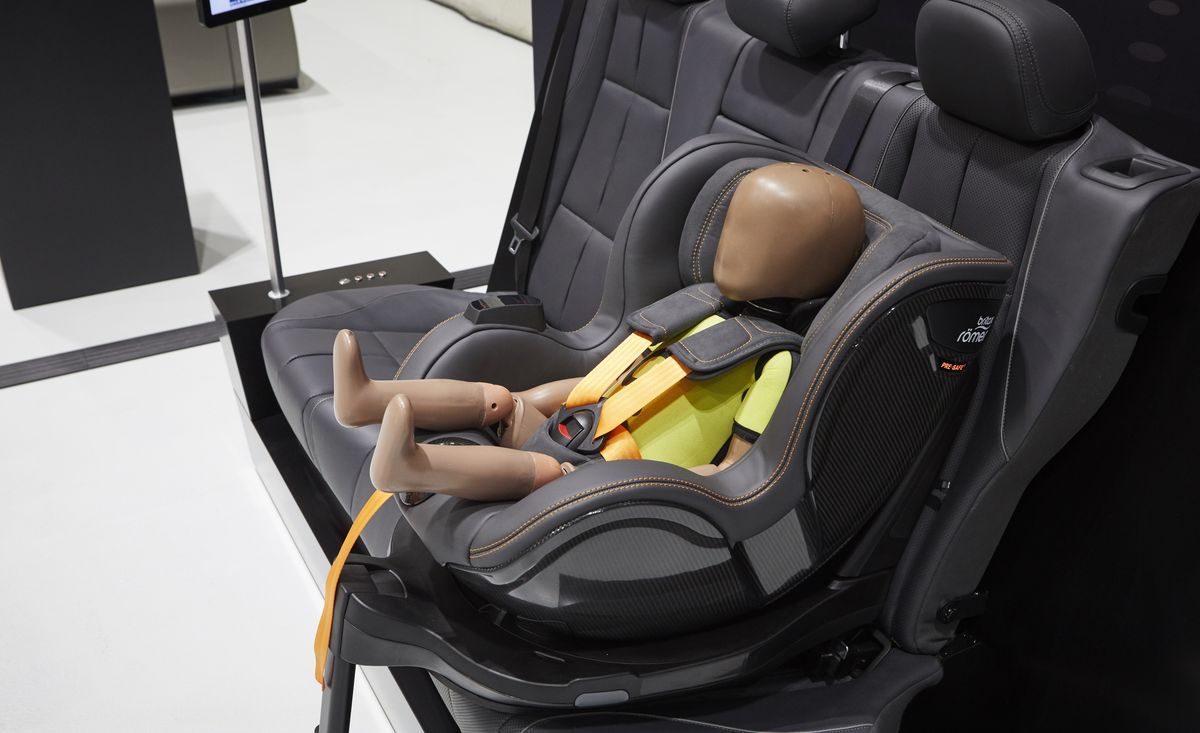 ESF 2019 Concept PRE-SAFE Child seat
