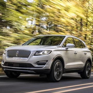the new 2019 lincoln mkc is poised to attract even more luxury suv buyers, thanks to its commanding new design, driver focused technologies like automatic emergency braking and pedestrian collision avoidance, and an effortless ownership experience that builds on lincoln’s exclusive pickup and delivery service
