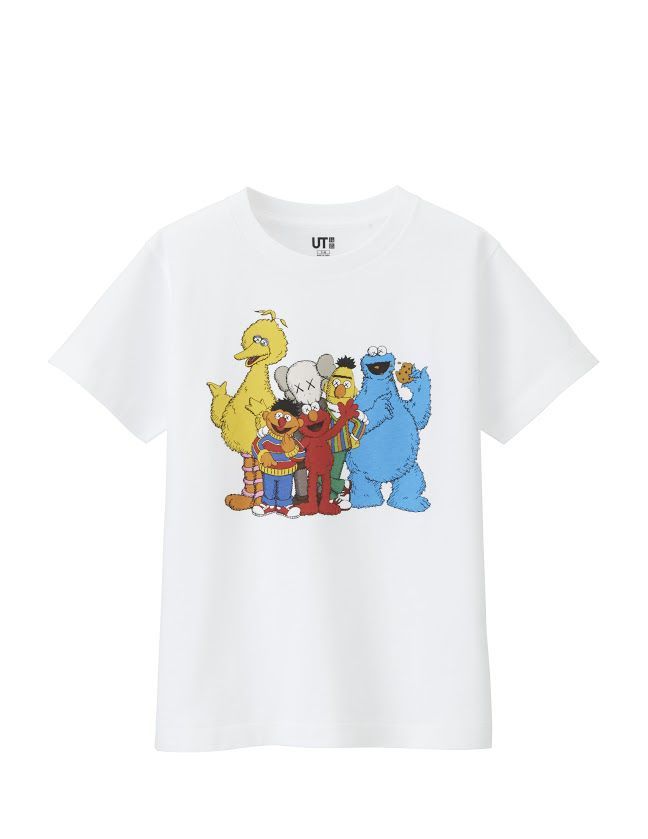 T-shirt, Clothing, White, Sleeve, Product, Top, Active shirt, Cartoon, Fictional character, Font, 