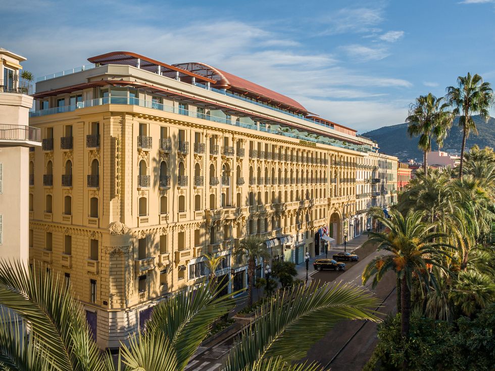 進入時尚傳奇可可香奈兒的一日生活圈！安納塔拉酒店進駐法國尼斯19世紀建築，俯瞰蔚藍海岸天使灣極致景色