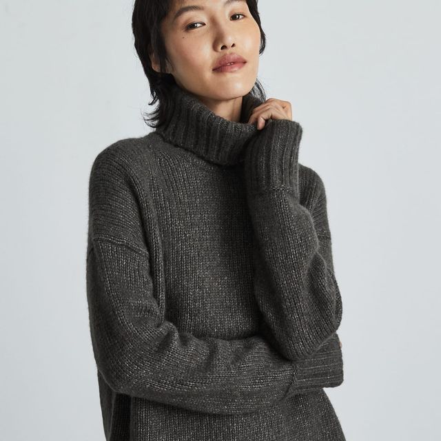 Everlane Women's Cozy-Stretch Pullover in Heathered Charcoal