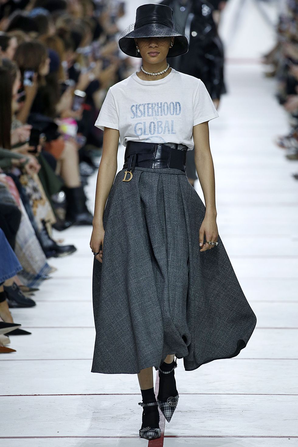 Christian Dior Fall 2019 Ready-to-Wear collection, runway looks