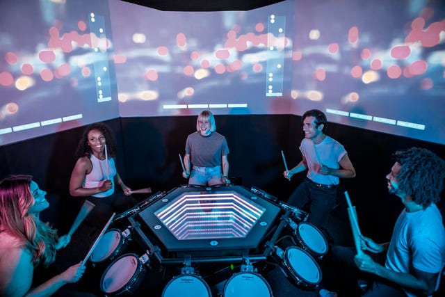 Best Group Activities In London Best Group Activities In London