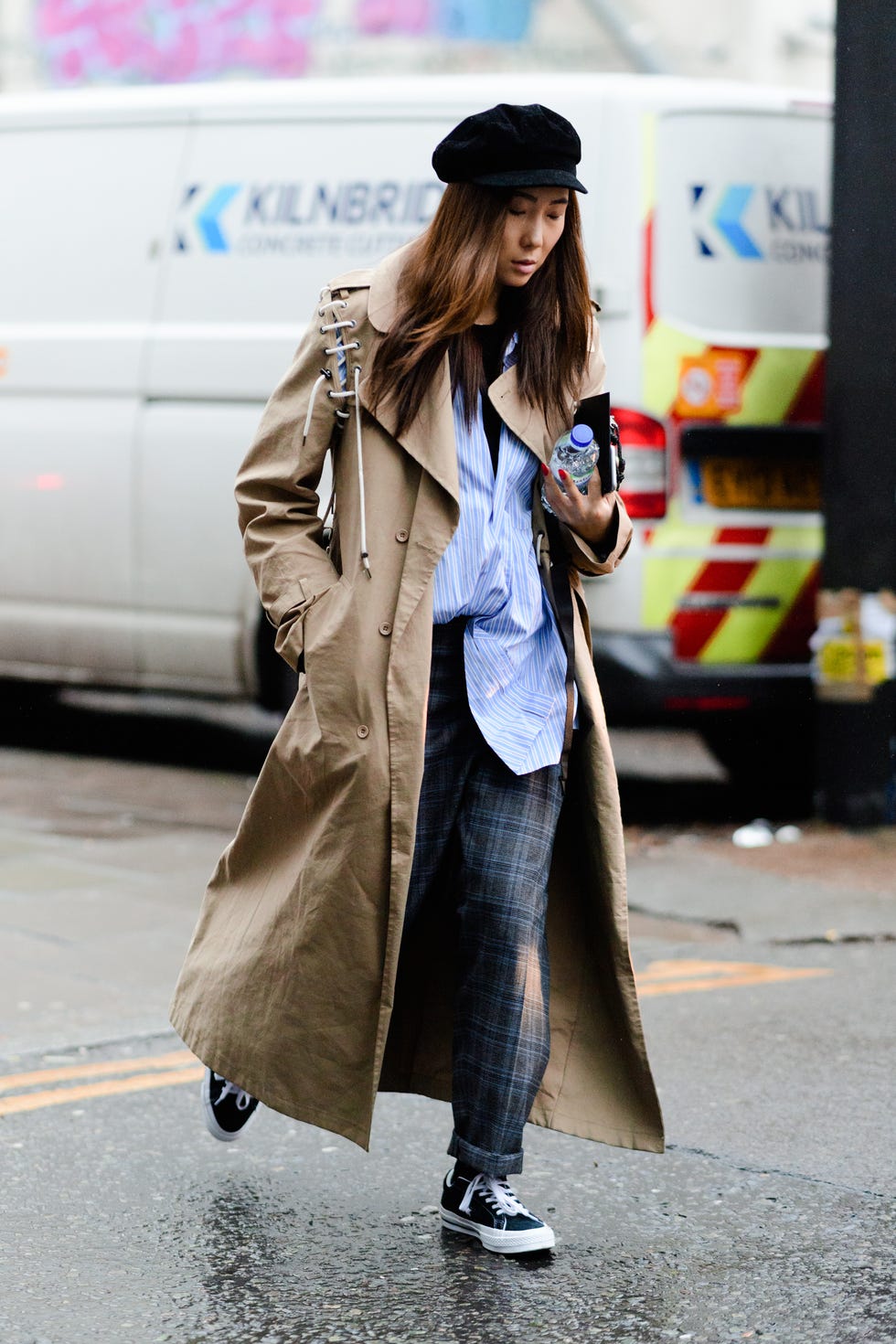 Clothing, Street fashion, Coat, Trench coat, Photograph, Outerwear, Fashion, Snapshot, Footwear, Street, 