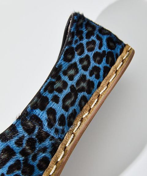 Blue, Cobalt blue, Footwear, Electric blue, Fashion accessory, Shoe, 