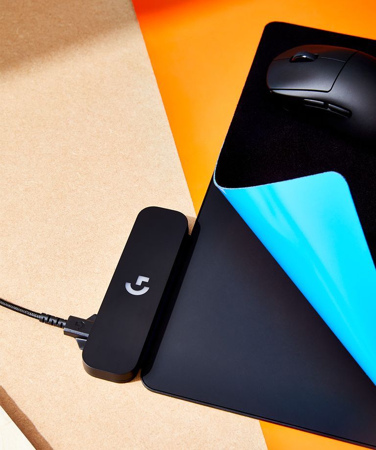 A Wireless Mouse That Never Dies: The Logitech Powerplay Wireless