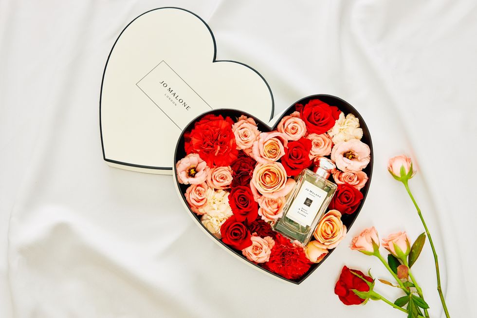 七夕情人節最浪漫禮物登場！jo malone london獻上限量的愛情花盒幫你傳情達意！男女對香糅合出你們專屬的味道