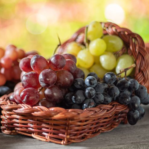 4種葡萄「紅、綠、紫、黑」營養好處，紅葡萄幫助瘦身、黑葡萄抗發炎