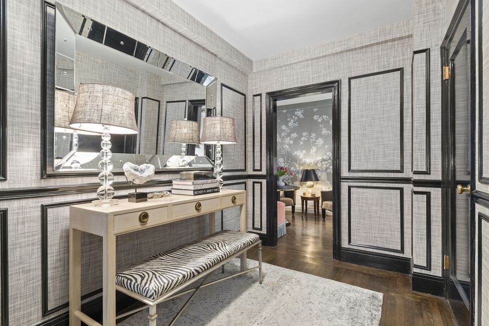 Black-and-White Monochrome Interior Design for Your Apartment | Archify  Singapore