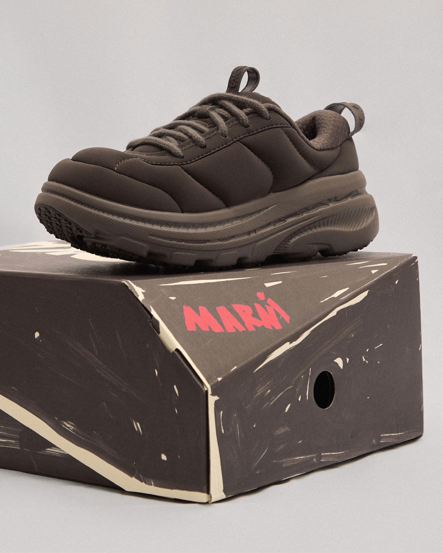 【MARNI×Hoka】コラボ スニーカー UNISEX 快適厚底デザイン MARNI×Hoka】コラボ スニーカー UNISEX 快適厚底デザイン (MARNI
