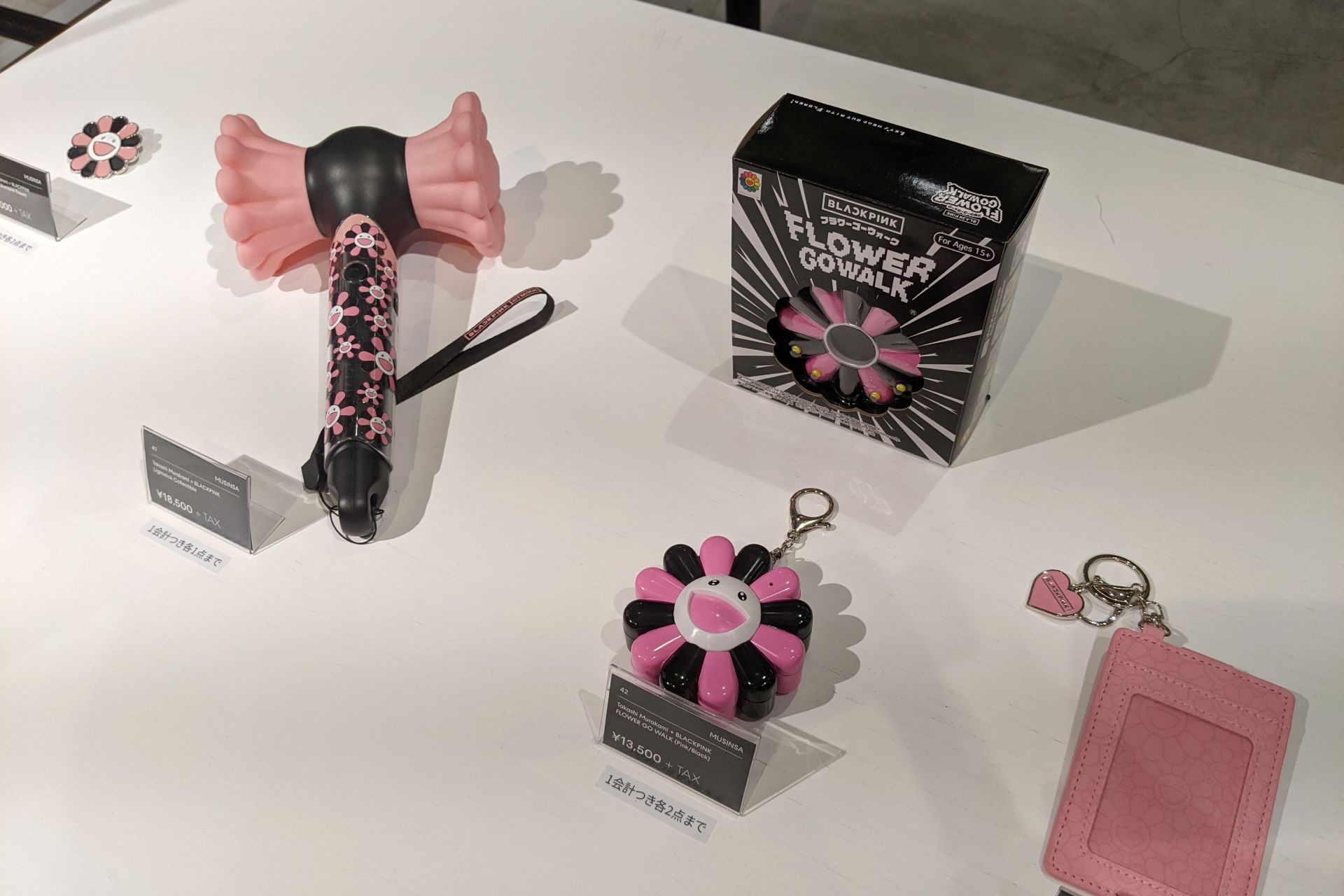 売切必須！Takashi Murakami×BLACKPINK（ブラックピンク） “In