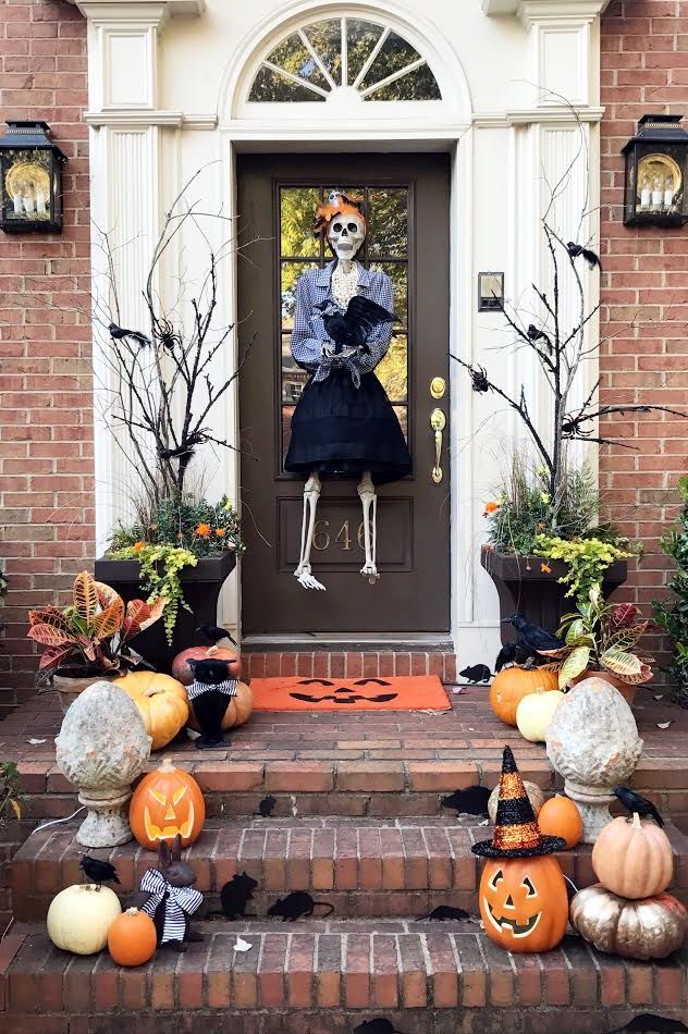halloween house decorating ideas outside