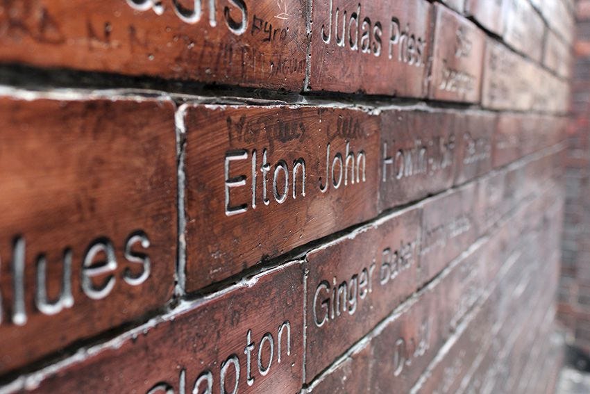 De Wall of Fame van The Cavern Club