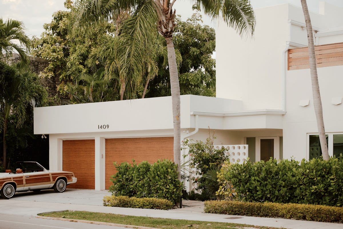 Luckily, Summer Never Ends at This Tropical Vacation House in Key West