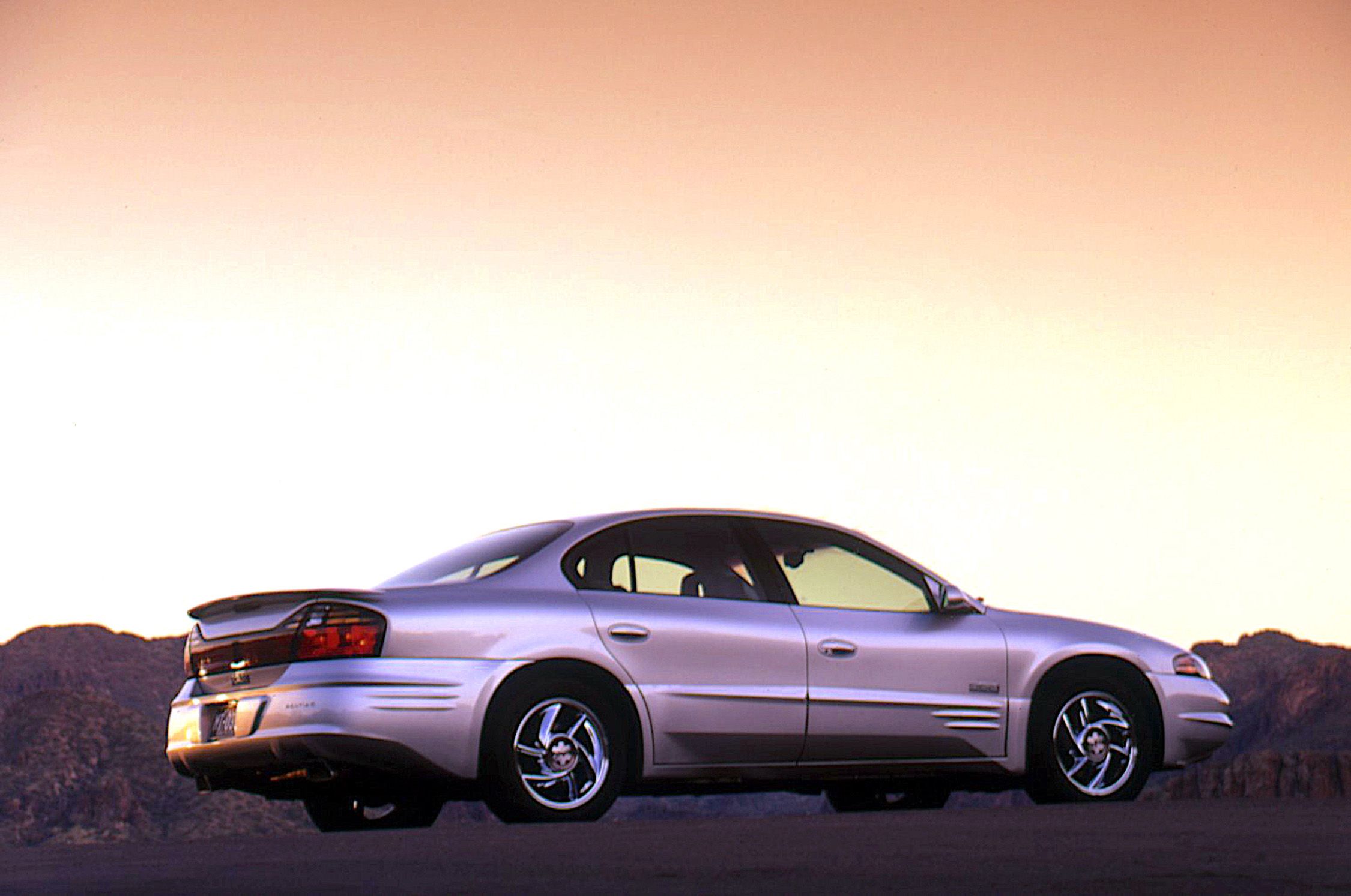 2000 Pontiac Bonneville SSEi Supercharges the Sport Sedan