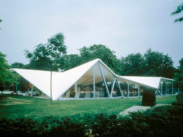 zaha hadid serpentin pavilion 2000