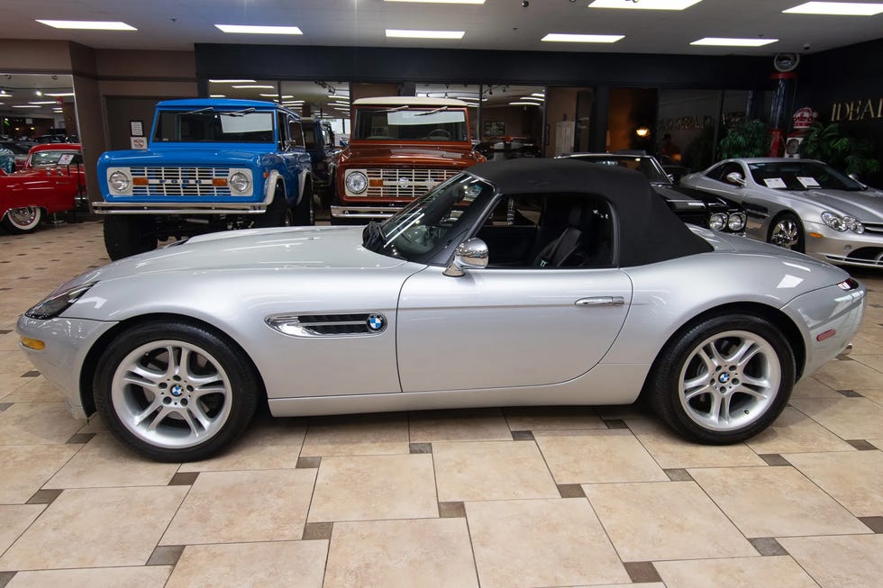 2001 bmw z8 profile