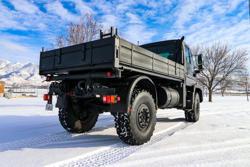 2003 mercedes benz unimog u500 rear