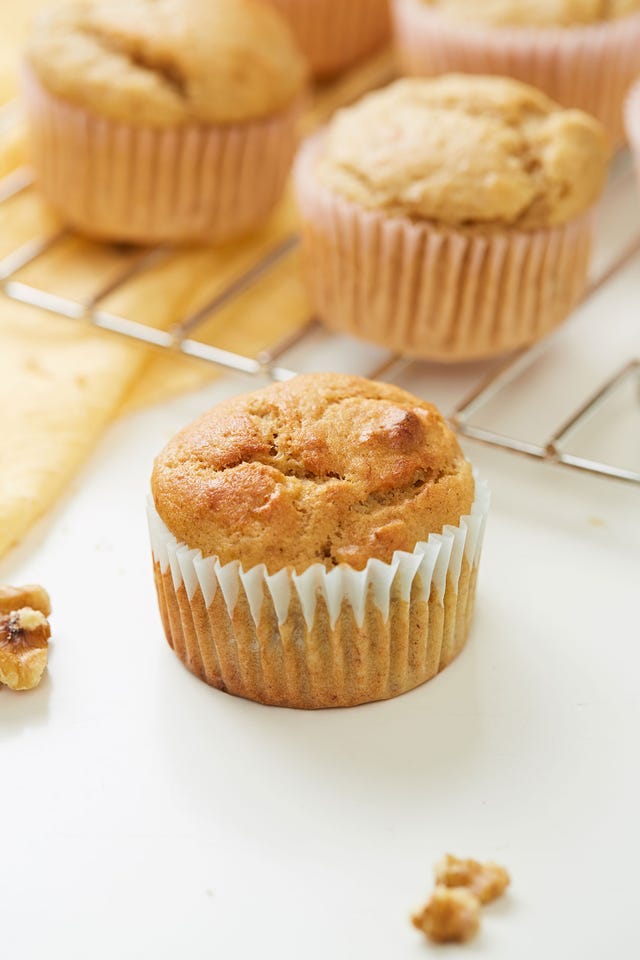 banana nut muffins