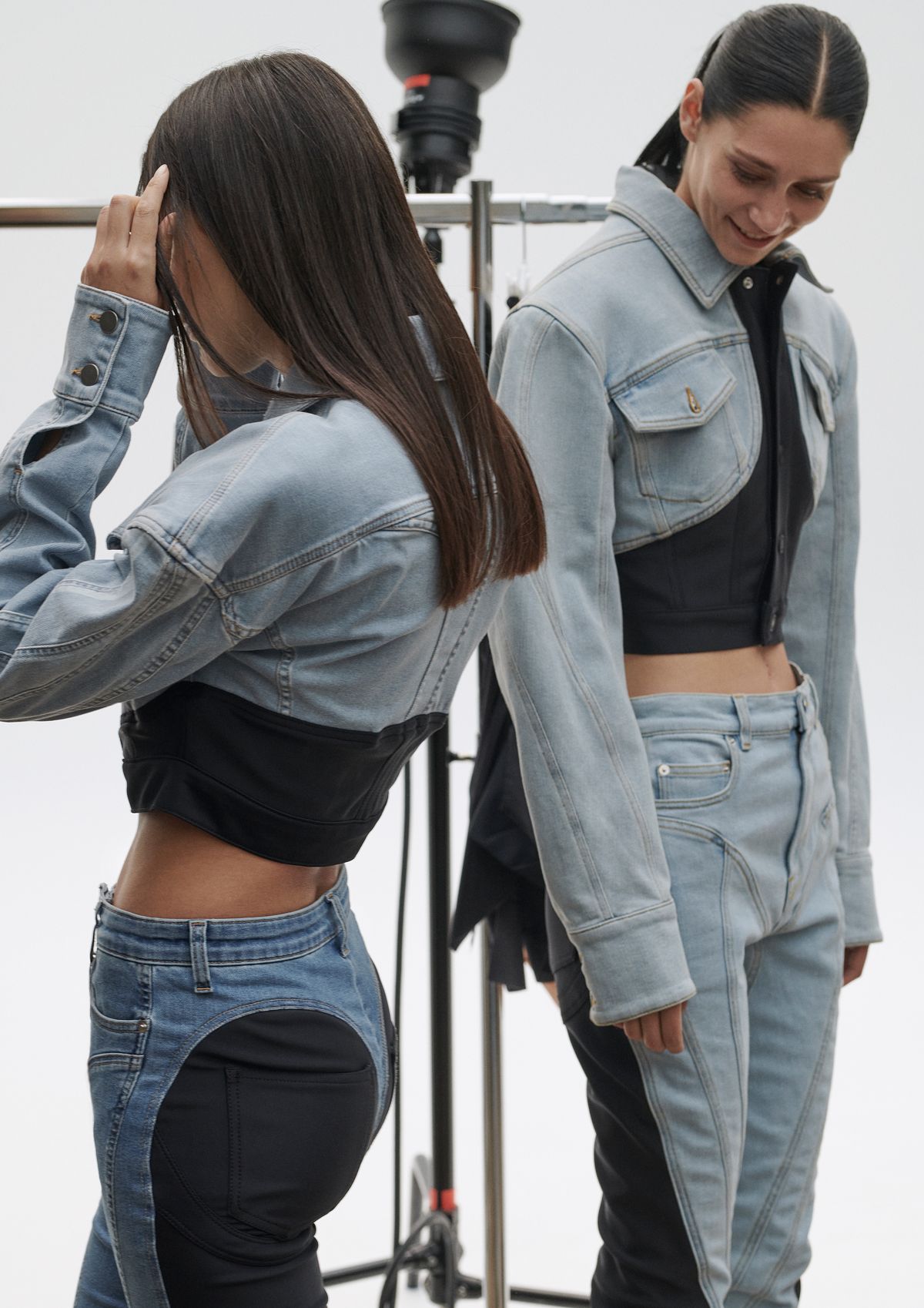 ミュグレー H&M」が目指す“自由と自己表現の美学”。デザイナーに