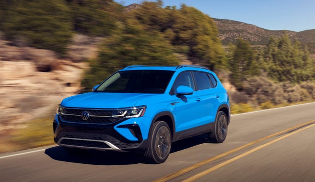 2021 Volkswagen Taos Looks Beauteous in Blue