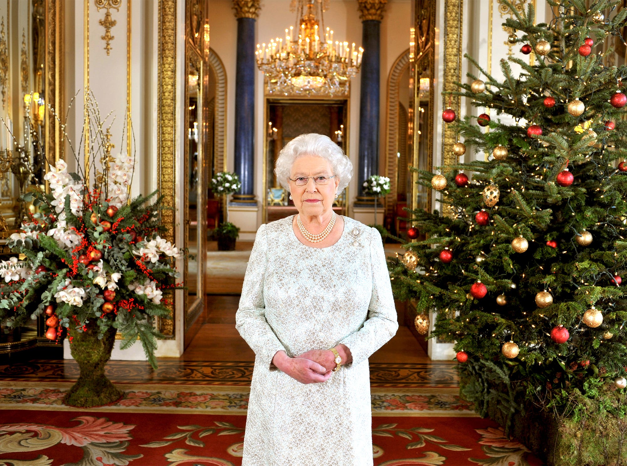 queen christmas message