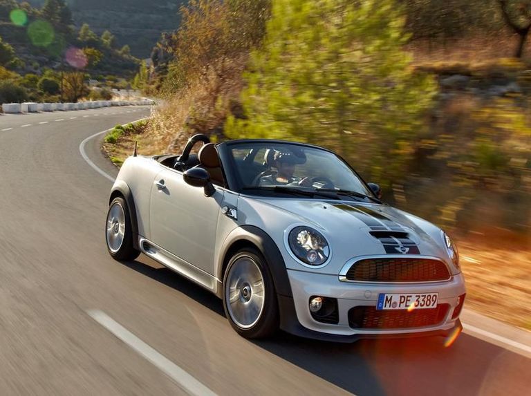 2015 Mini Cooper Roadster Review, Pricing and Specs