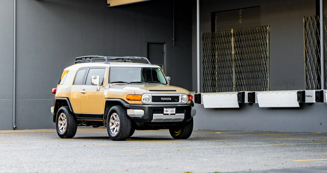 2014 Toyota FJ Cruiser Is Today's Bring a Trailer Auction Pick