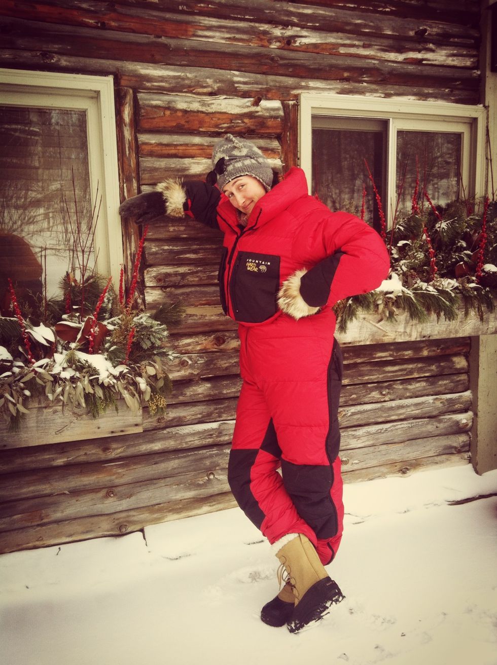 Red, Standing, Fun, Winter, Snow, Trousers, Fictional character, 