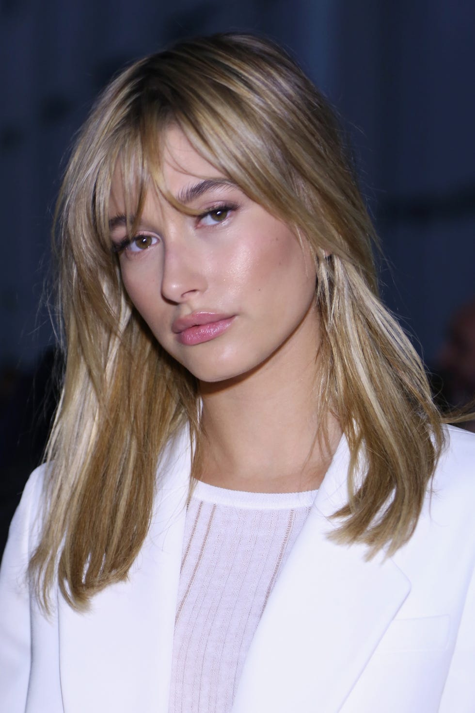 hailey bieber antes y después