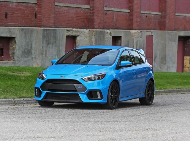 2018 Ford Focus Rs Review, Pricing, And Specs